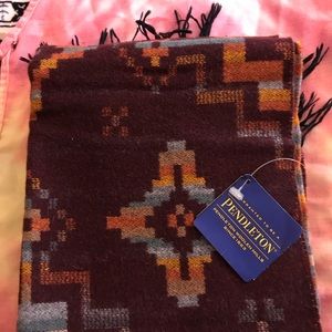 NWT! Pendleton Wool Scarf!